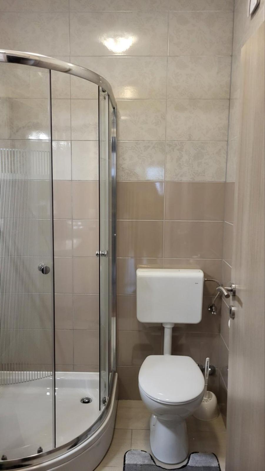 Padova 2 Apartment Banjol Luaran gambar